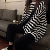 Spring Summer Striped T Shirt Women Harajuku Long Sleeve O-Neck T-Shirts Korean Casual Oversized T Shirt Femme Black Tops 2024